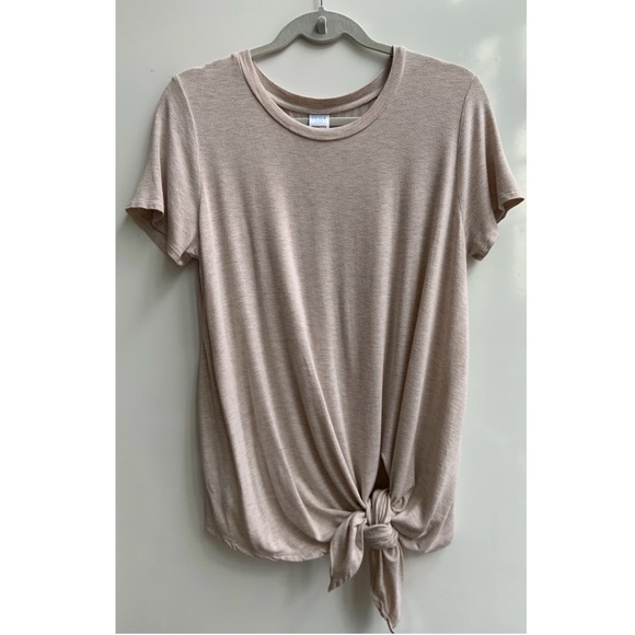 Time and Tru Tops - Time and Tru Maternity Knot Top